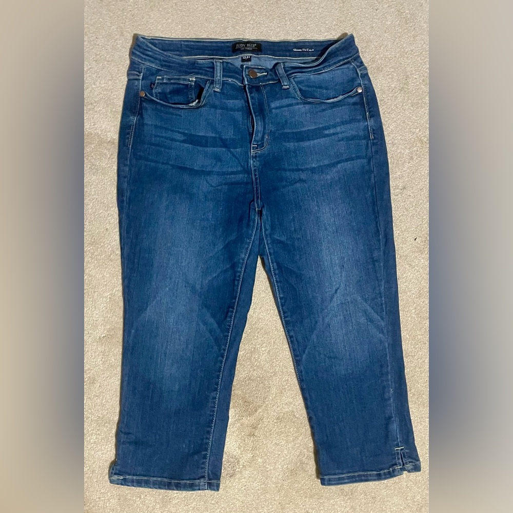 Judy Blue Capri Skinny Jeans